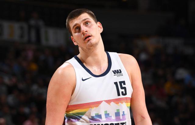 中占据一席 中占据一席