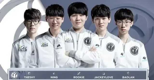 比赛中尤为 比赛中尤为