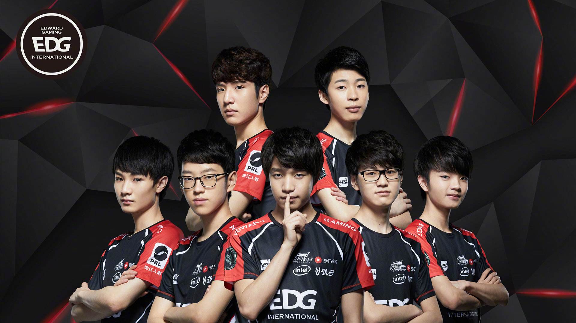 则拉开与竞 则拉开与竞