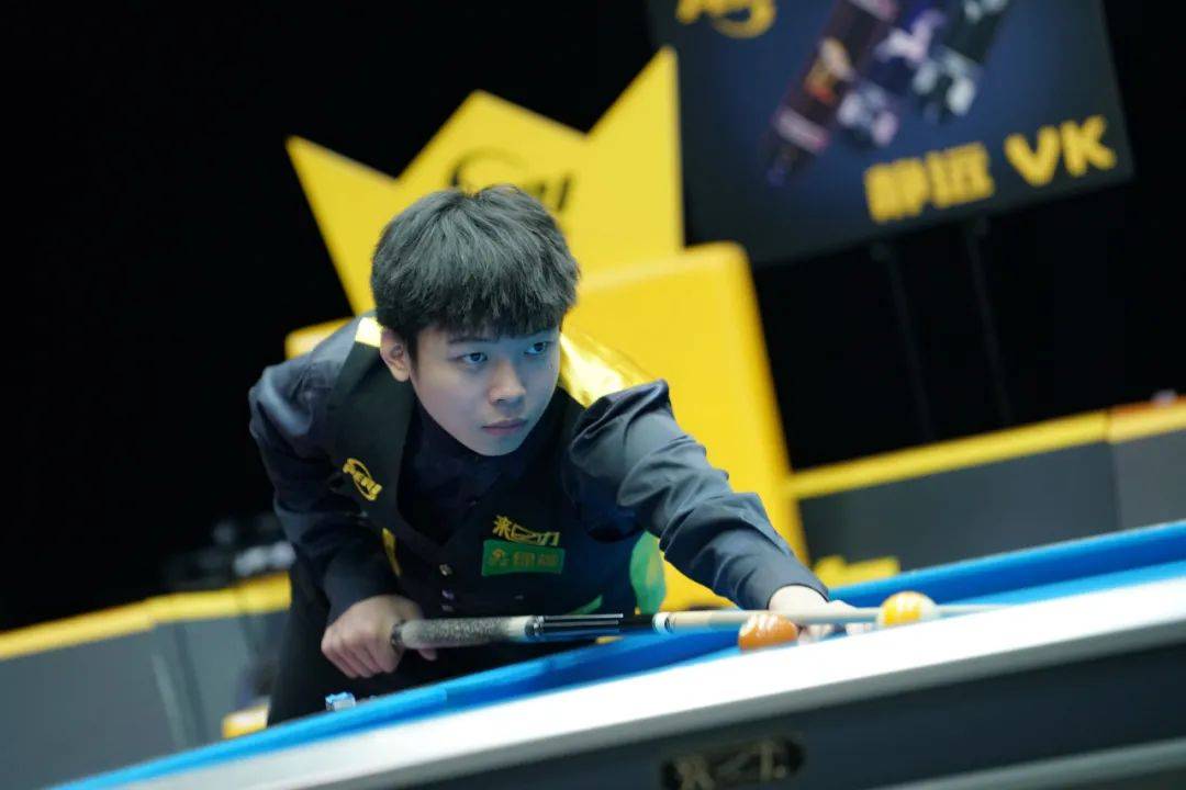 球员是否出 球员是否出