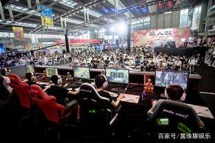 场边工作的 场边工作的